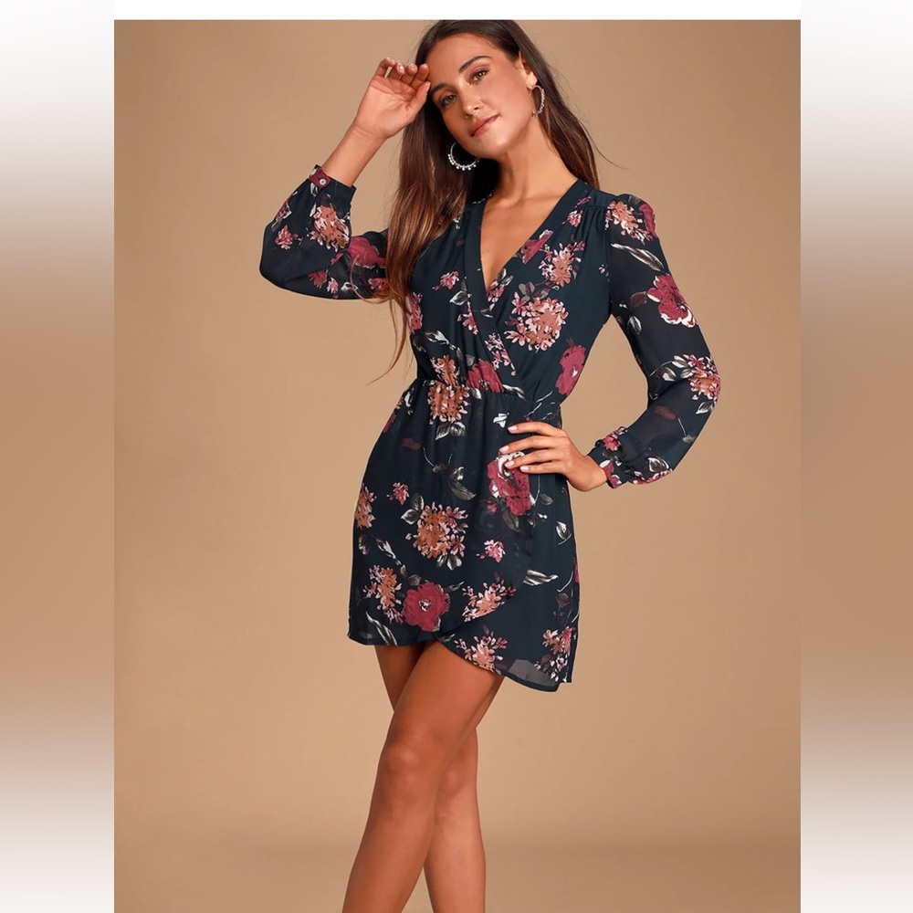 Lulus pretty pretender navy Floral print Dress